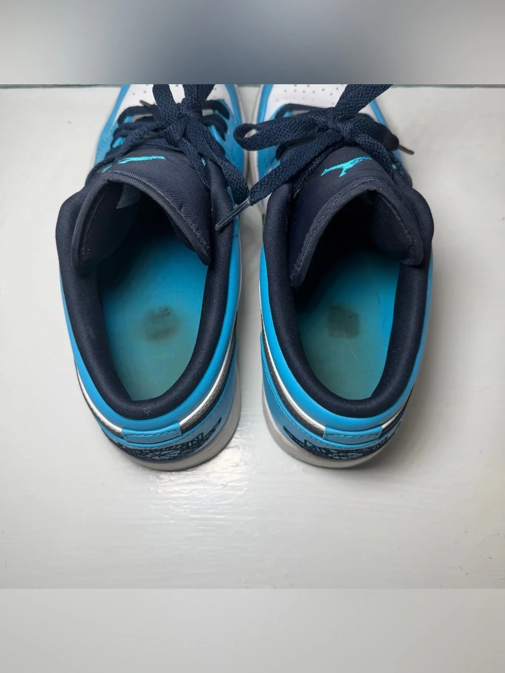 Jordan 1 low UNC